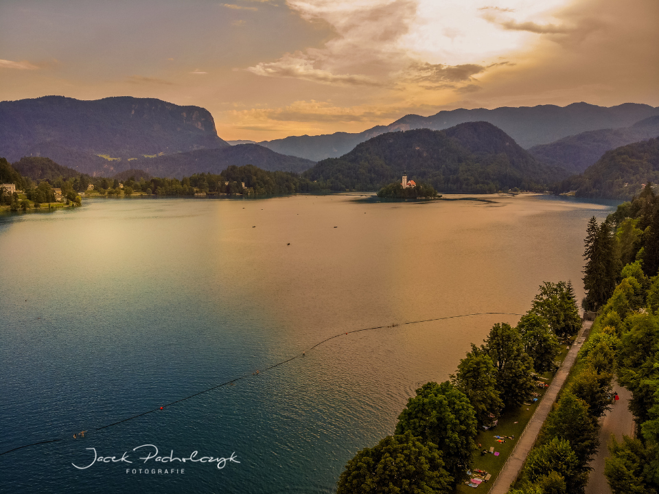 Jezioro Bled Słowenia zachód słońca