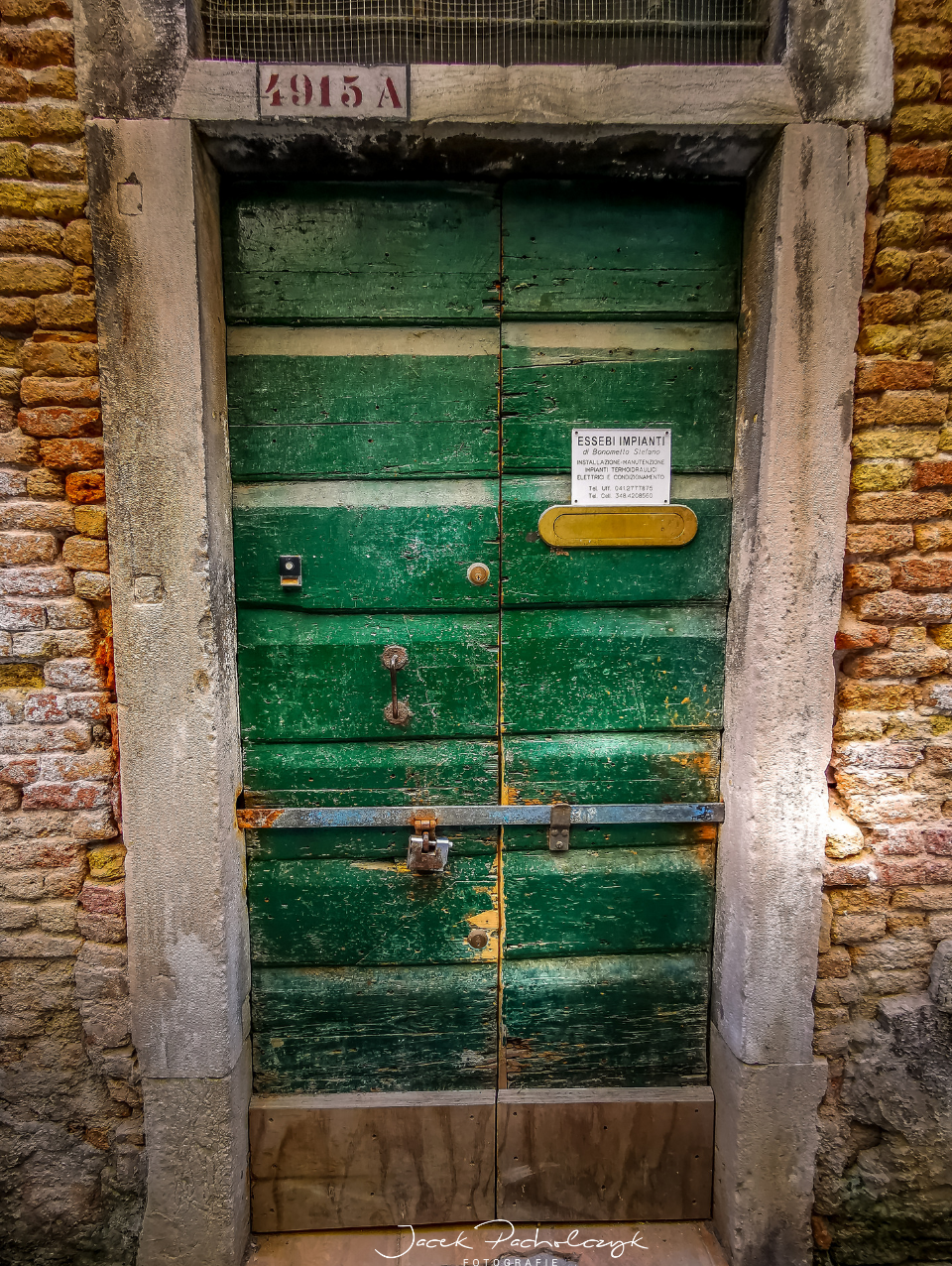 Wenecja zielone drzwi